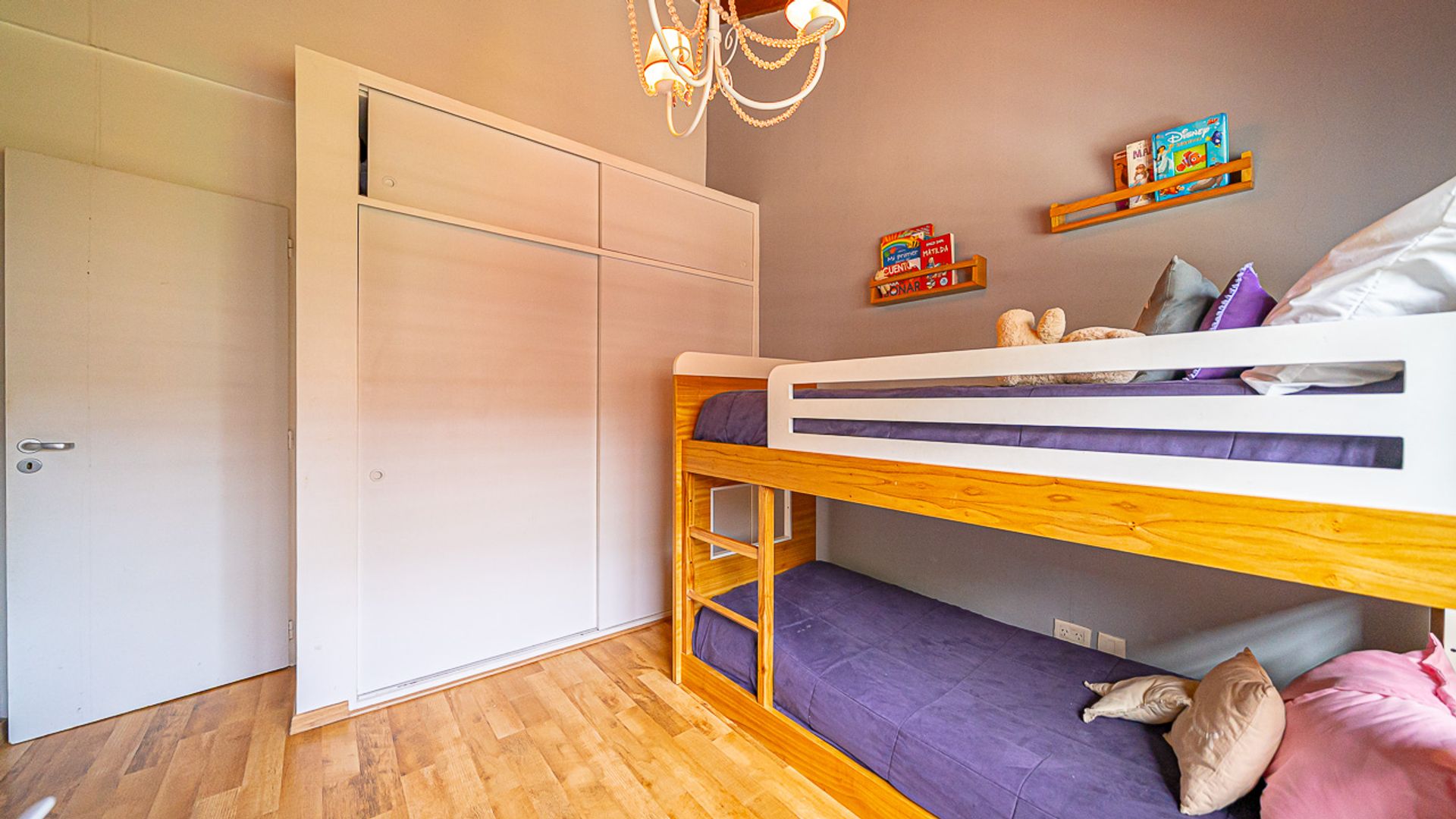 Venta Casa 5 Ambientes De Categoria En Olivos