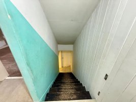 4-Room House for Sale in Beccar, with Patio and Covered Garage.