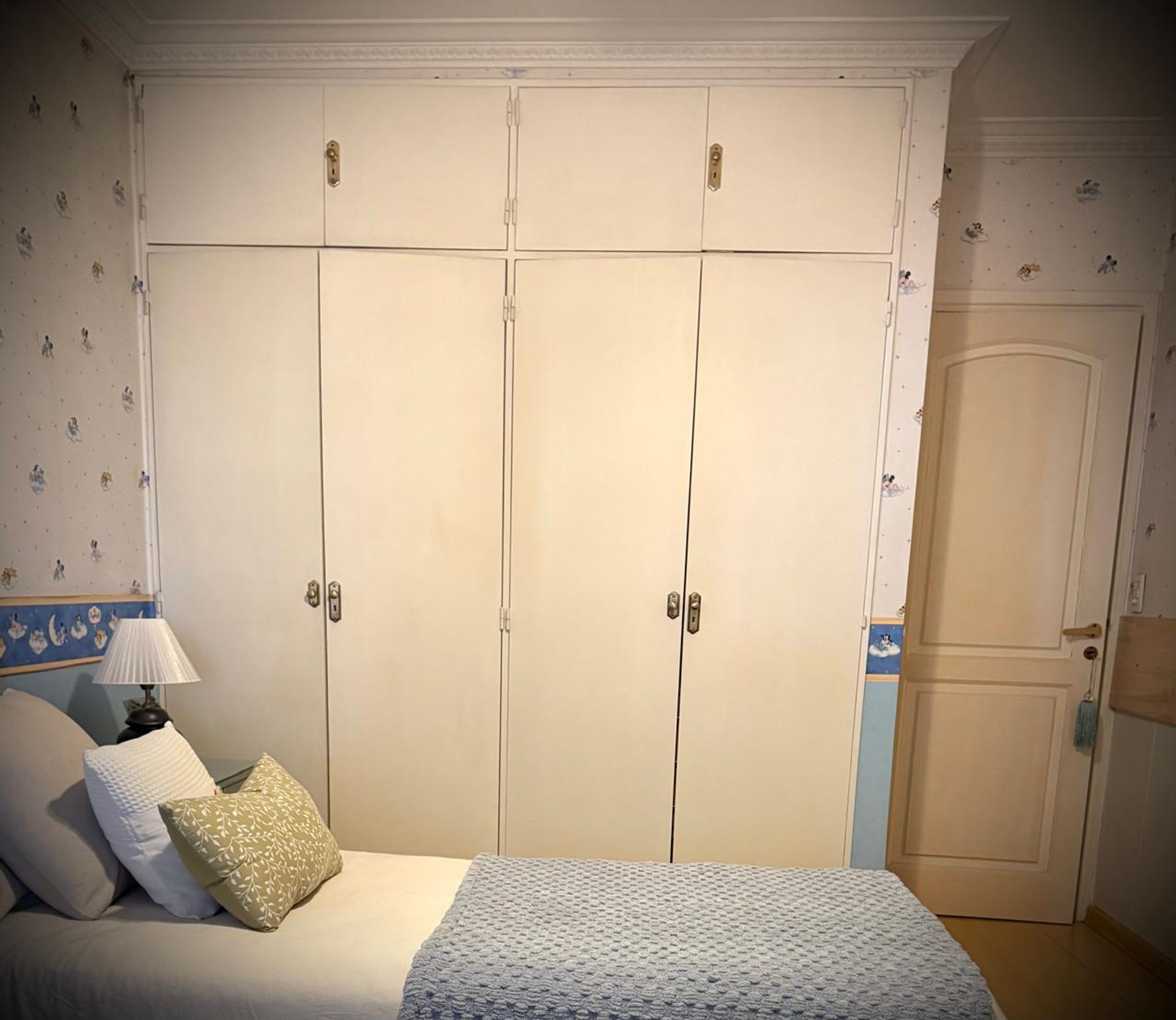CASA de 7 amb c/jardin y parrilla en VENTA OLIVOS