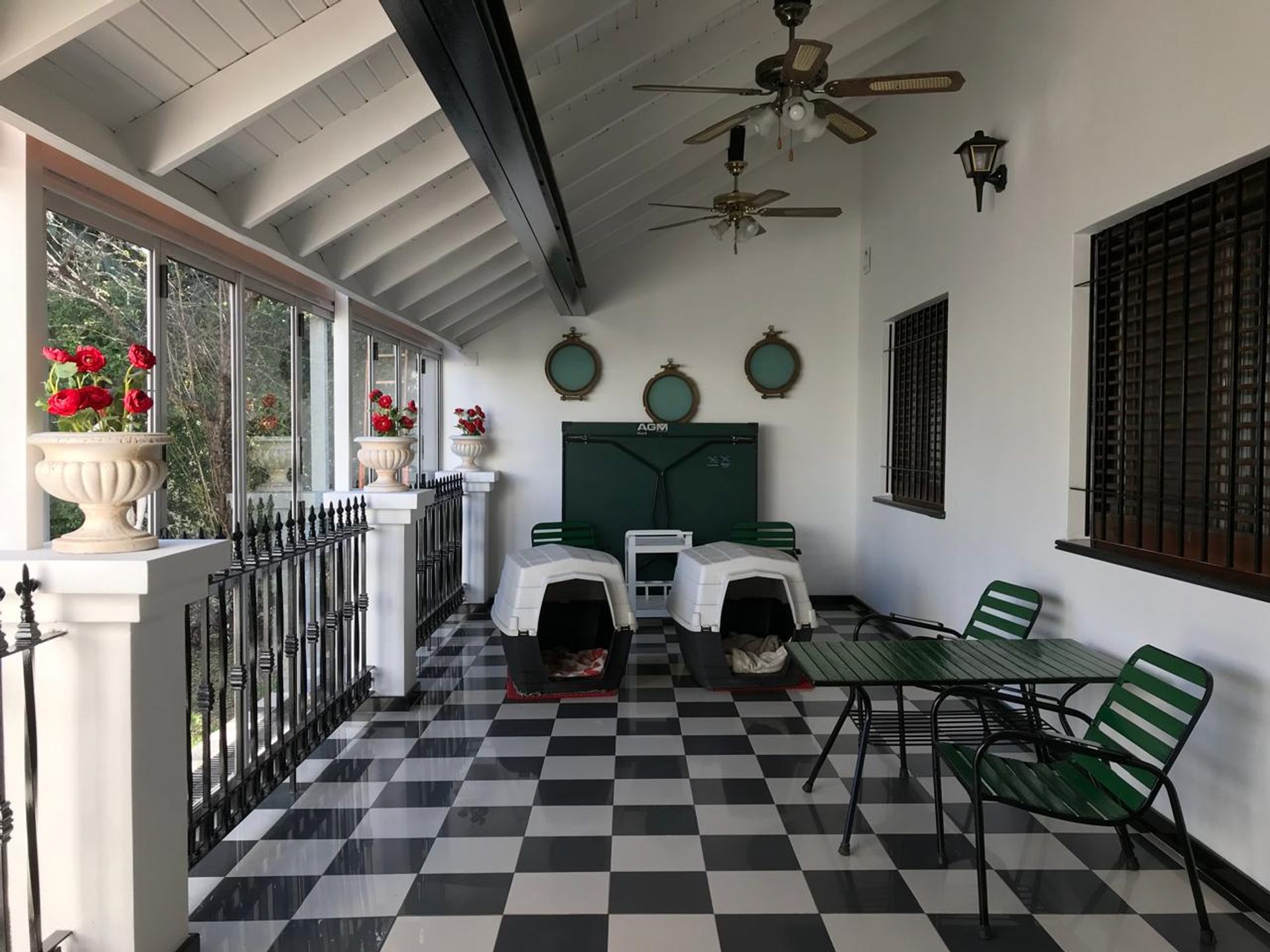CASA de 7 amb c/jardin y parrilla en VENTA OLIVOS