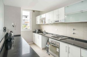 Departamento 2 ambientes venta cochera seguridad