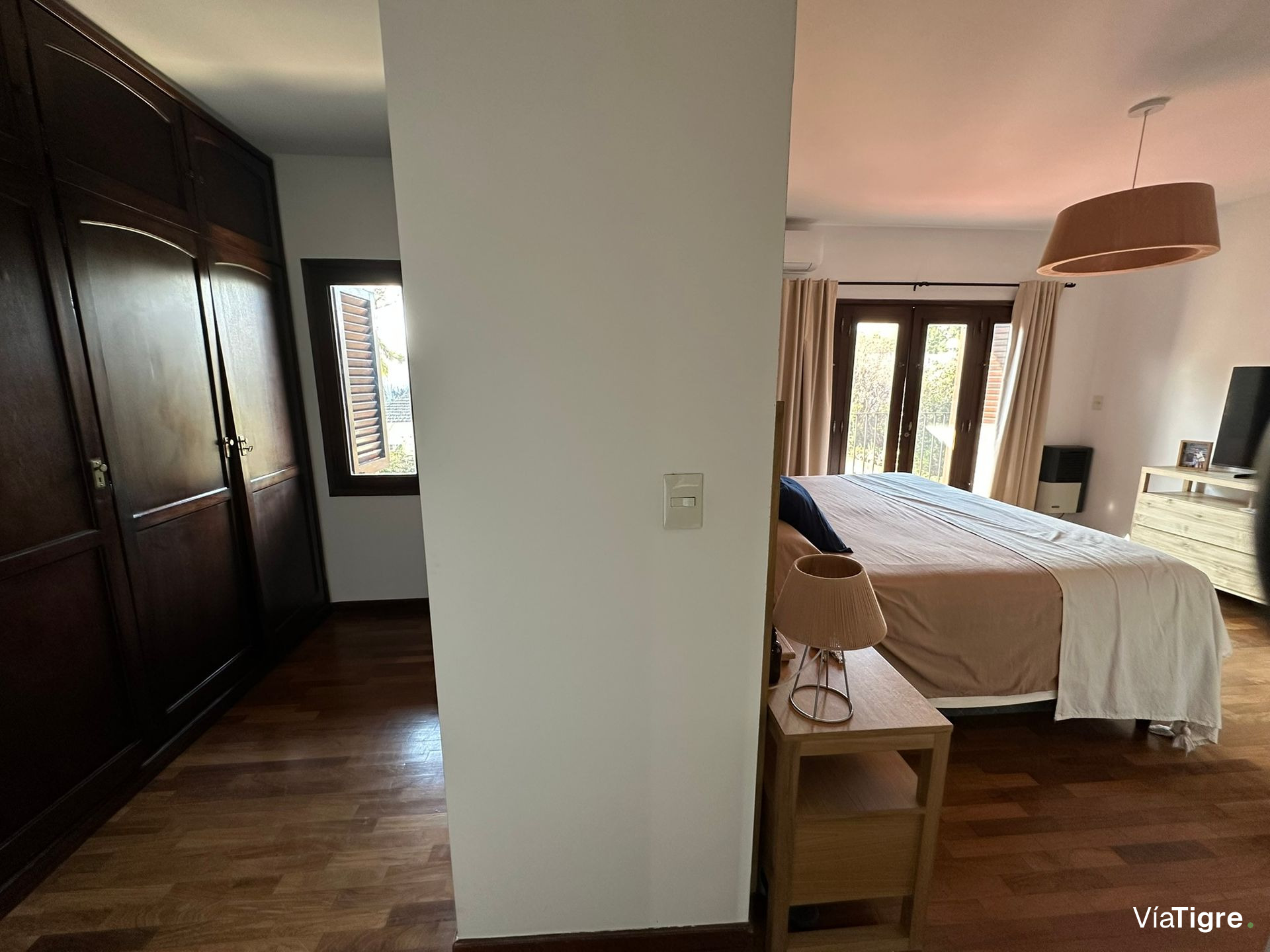 Casa 6 Amb - 4 Dorm Jadin y Pileta - Punta Chica