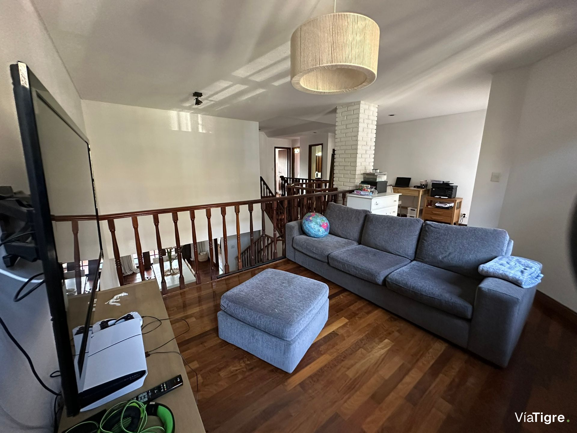 Casa 6 Amb - 4 Dorm Jadin y Pileta - Punta Chica