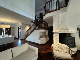 House 6 rooms - 4 bedrooms, garden and pool - Punta Chica