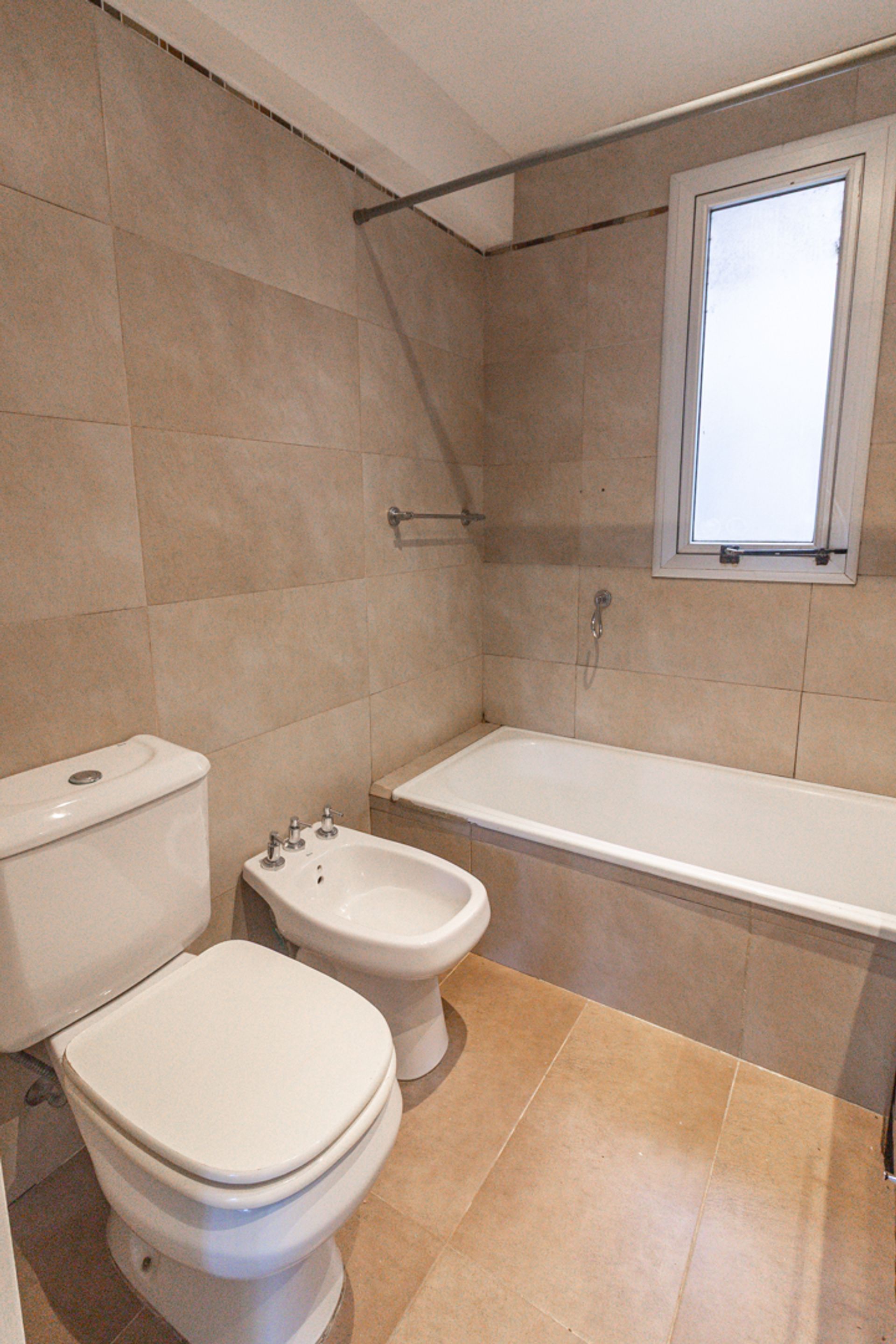 Departamento 3 ambientes c/balcón Vicente López