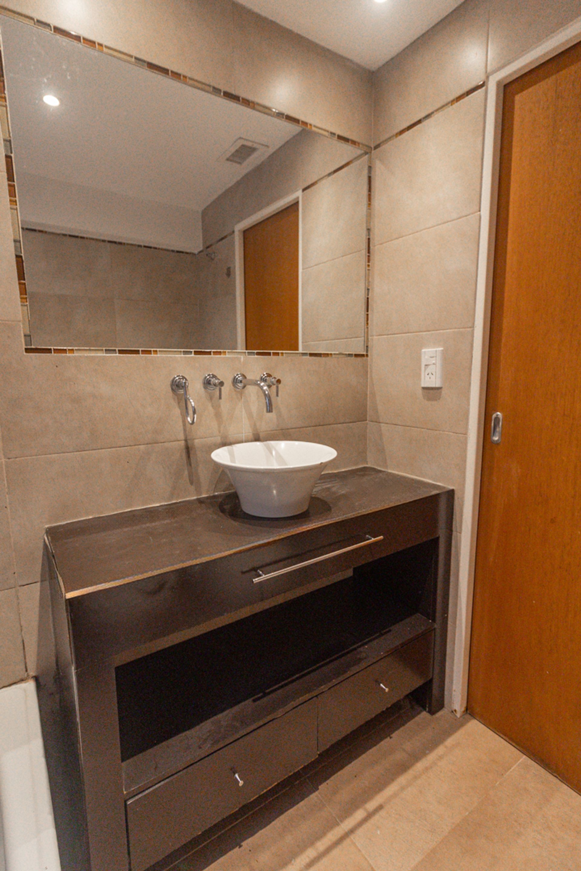 Departamento 3 ambientes c/balcón Vicente López