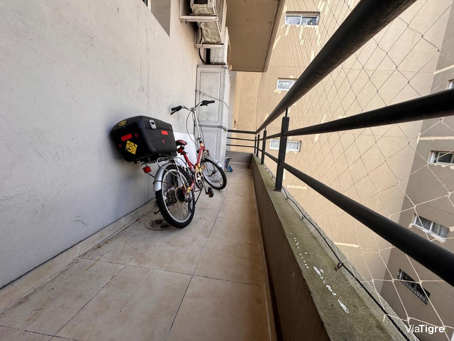 Venta Dpt Dos Amb Con Balcon Y Parrila Tigre