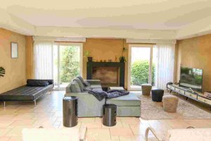 Casa en venta barrio altamira vista a la laguna