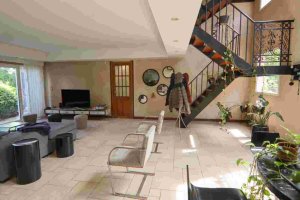 Casa en venta barrio altamira vista a la laguna