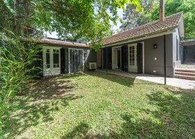 Venta casa 3 ambientes Beccar san Isidro cochera.