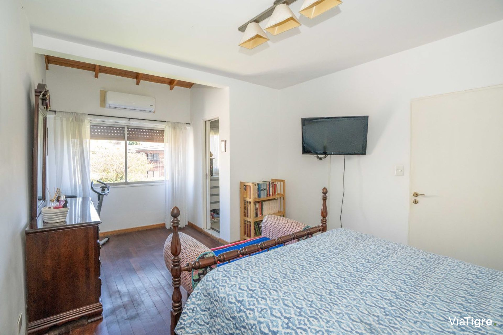 Casa en venta 5 ambientes con jardin, Martinez