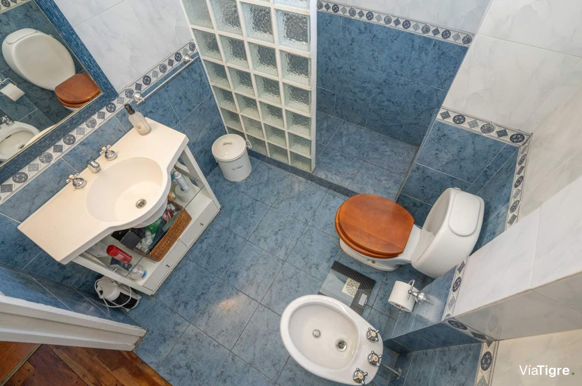 Casa en venta 5 ambientes con jardin, Martinez