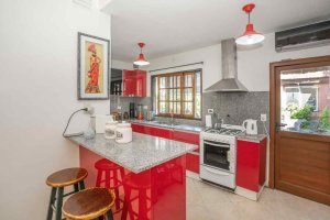 Casa en venta 5 ambientes con jardin, Martinez