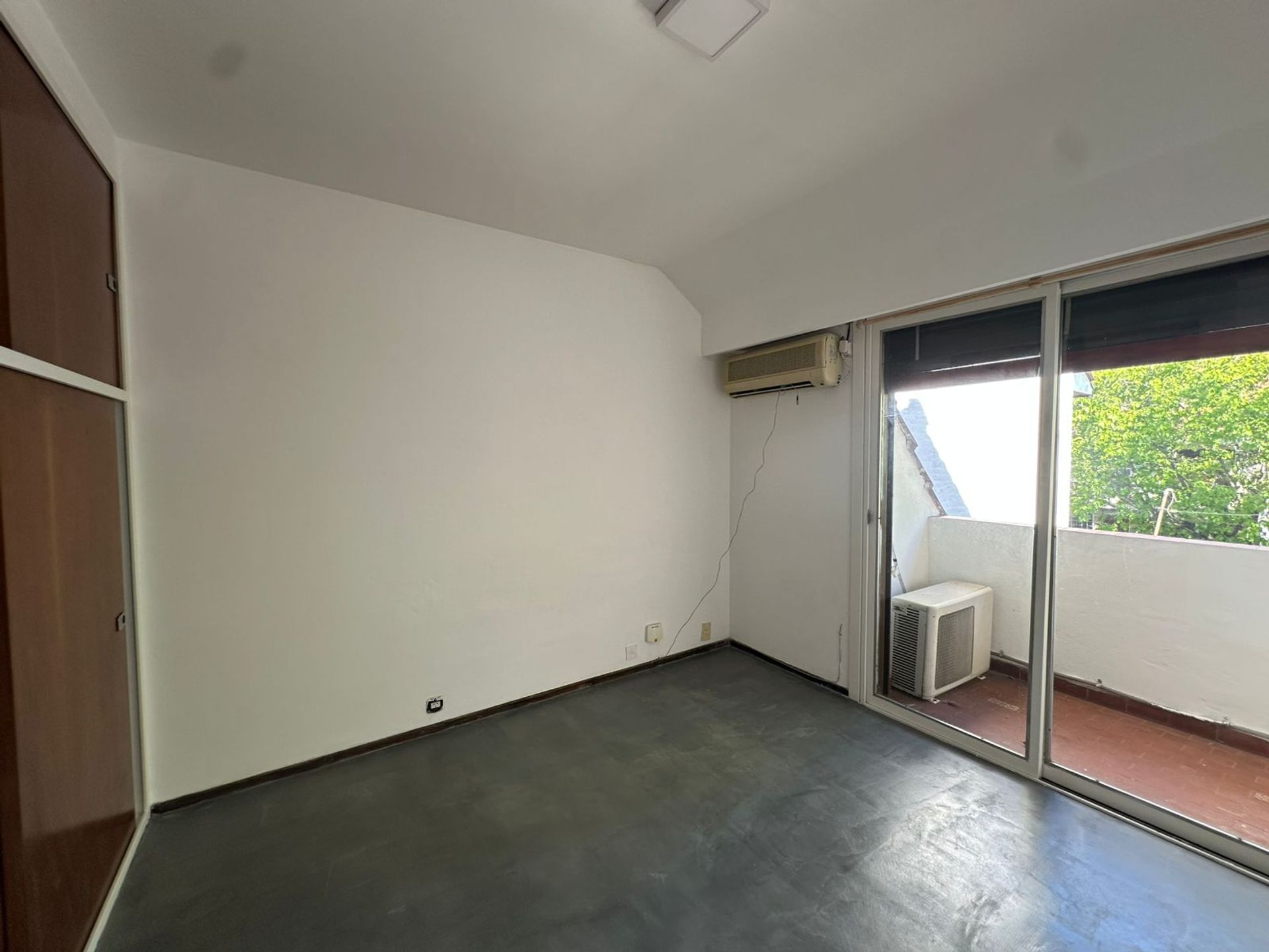 Triplex Alquiler Con Jardín, Parrilla Y Pileta