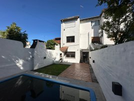 Triplex for Rent with Garden, Grill, and Pool