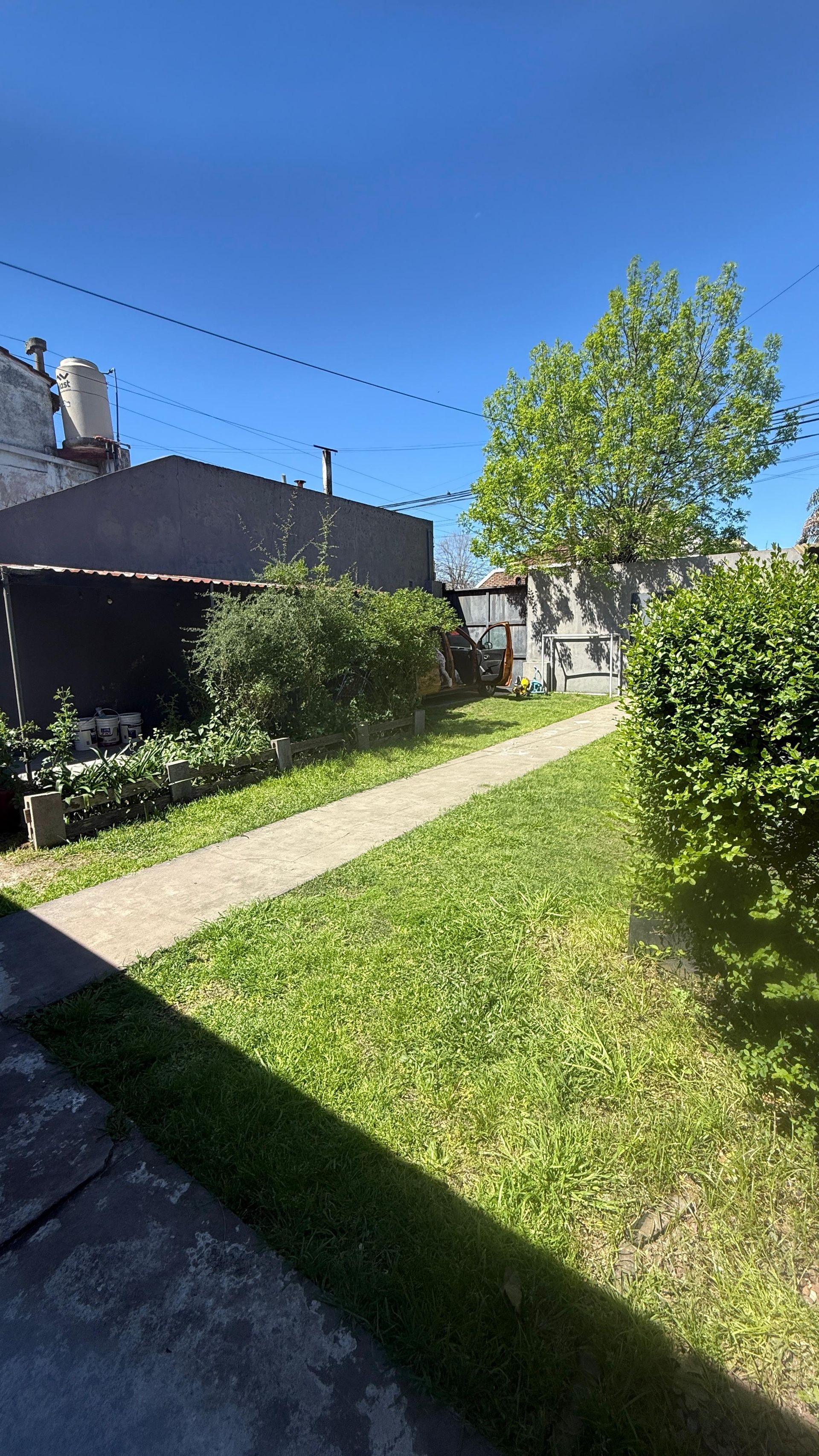 CASA 3 AMB c/JARDIN REFACCIONADA VILLA ADELINA