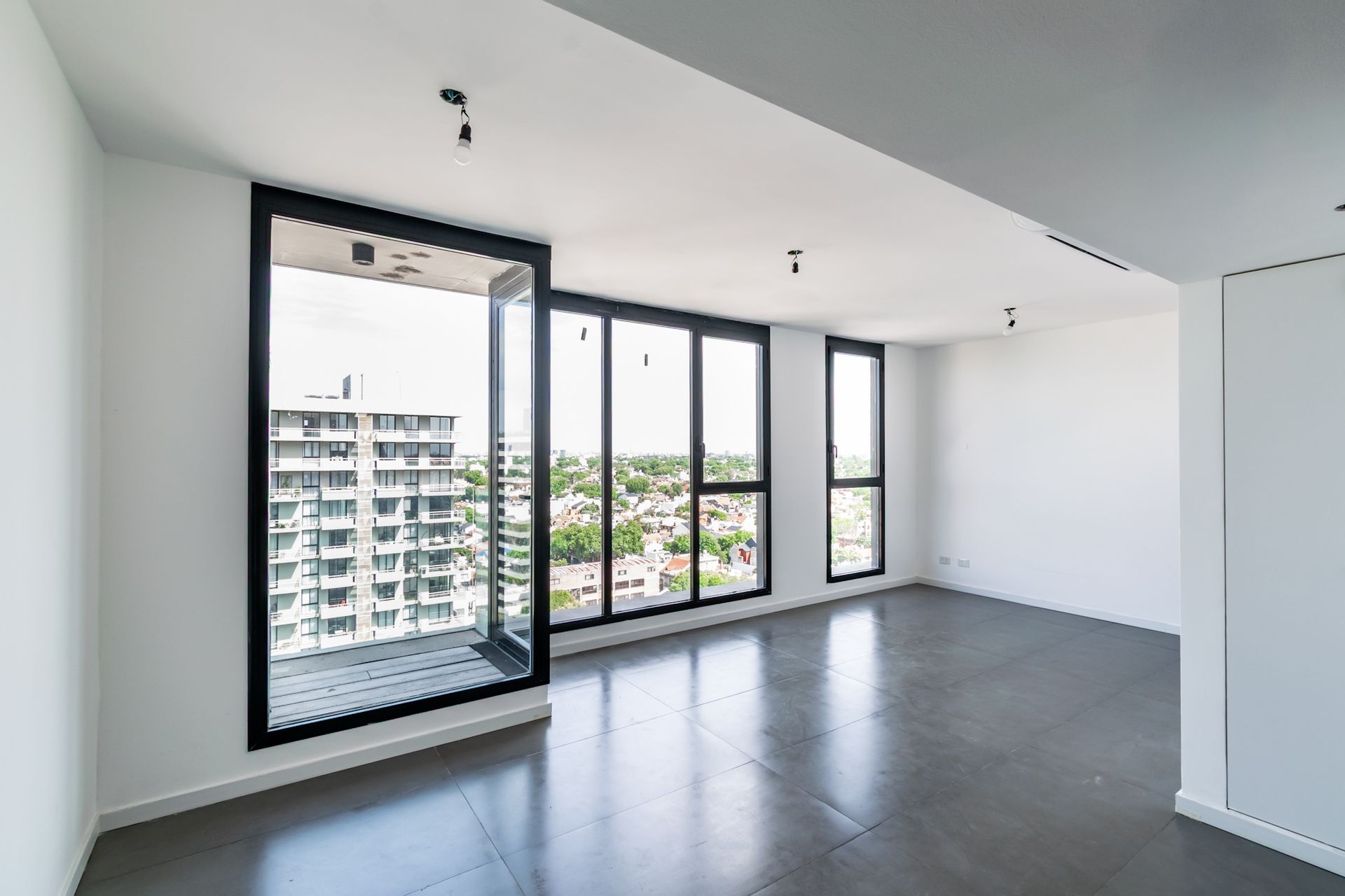 VENTA monoambiente en Olivos, balcón y amenities