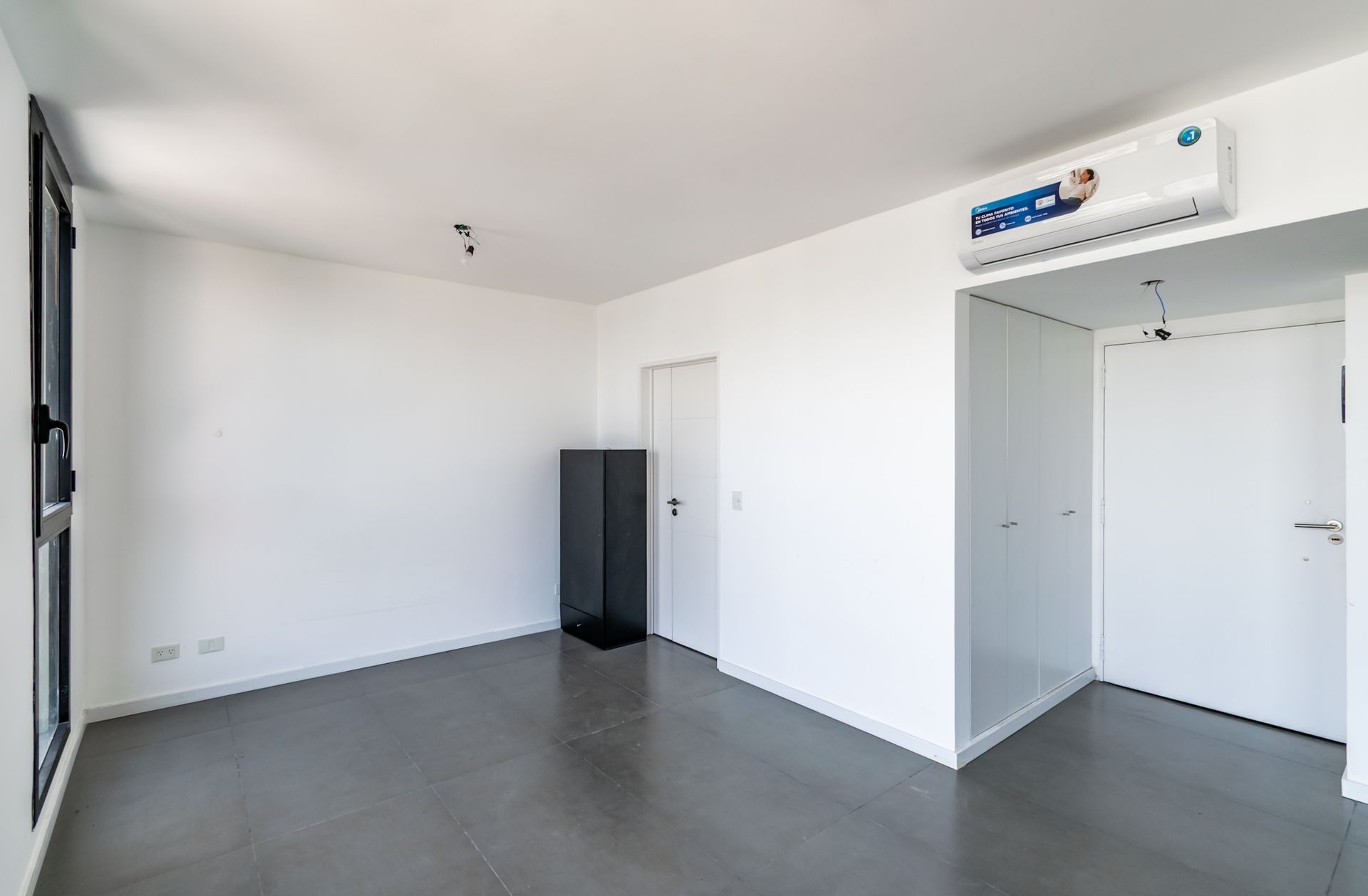 VENTA monoambiente en Olivos, balcón y amenities