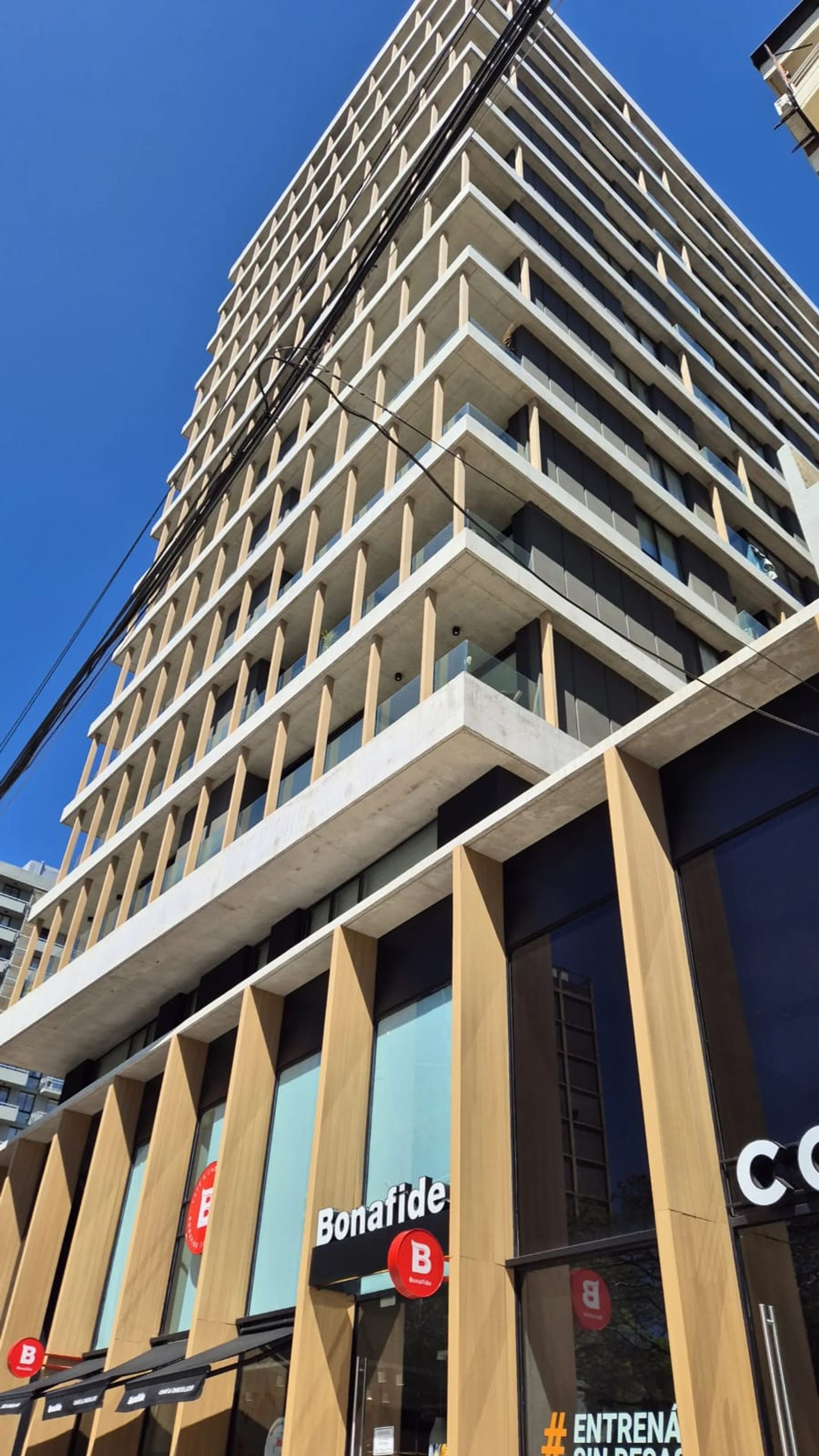 VENTA monoambiente en Olivos, balcón y amenities