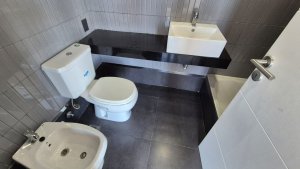 Studio for sale in Olivos, balcony and amenities