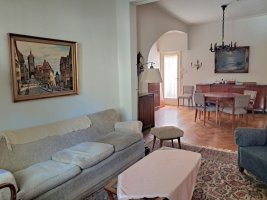 Casa Tipo PH con jardín Garaje Vicente López