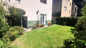 Casa Tipo PH con jardín Garaje Vicente López