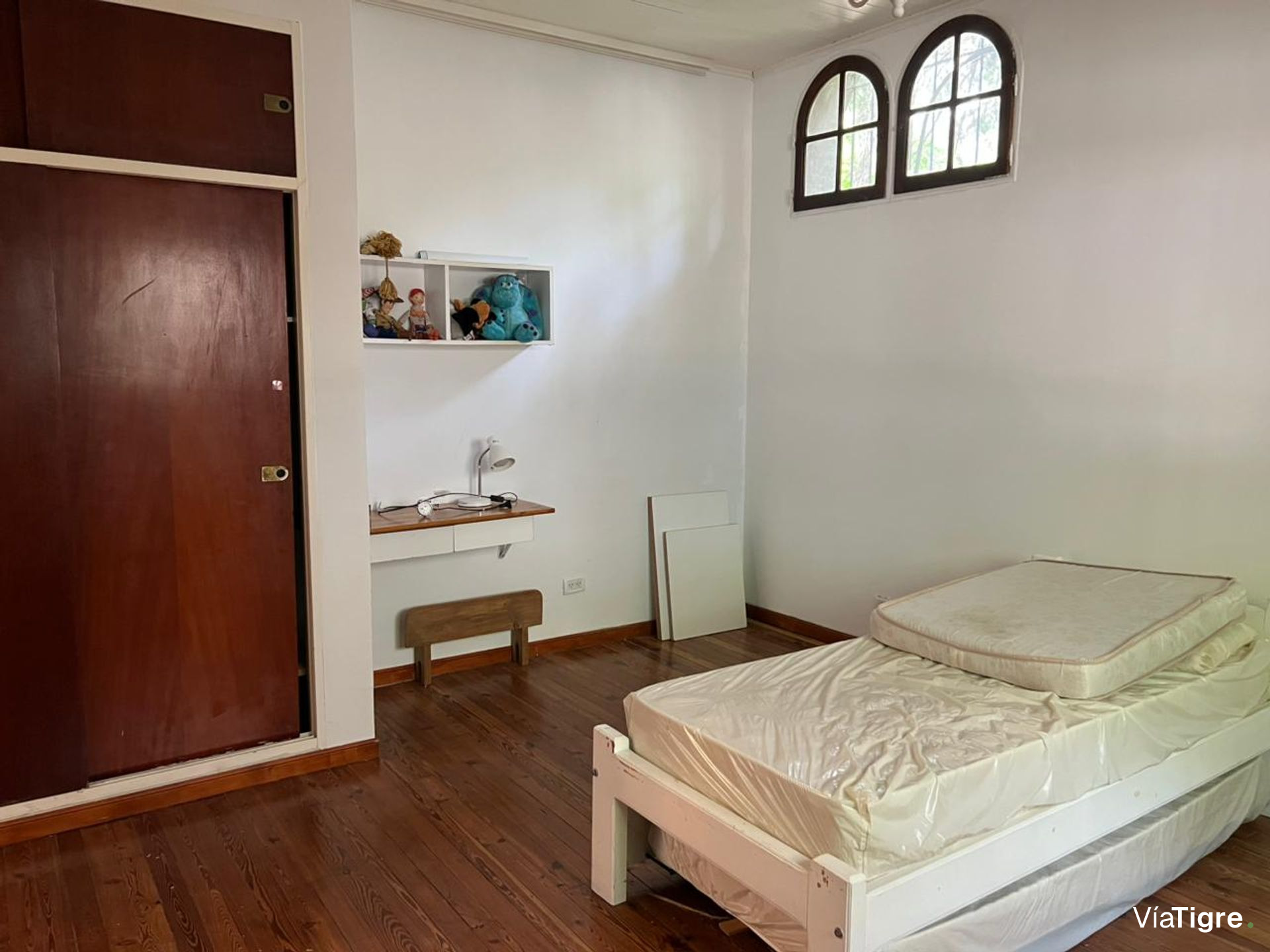 Alquiler Casa Con Pileta Y Cochera En Olivos