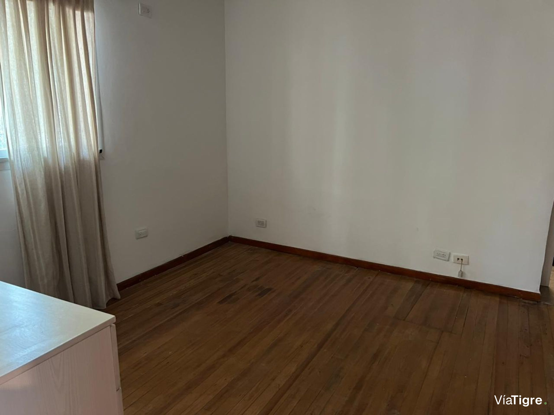Alquiler Casa Con Pileta Y Cochera En Olivos