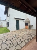 Casa 4 ambientes con otra casa anexa lote 240m2