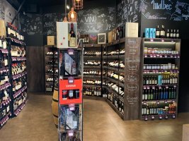 Premium Winery in Florida Este with Loyal Clientele