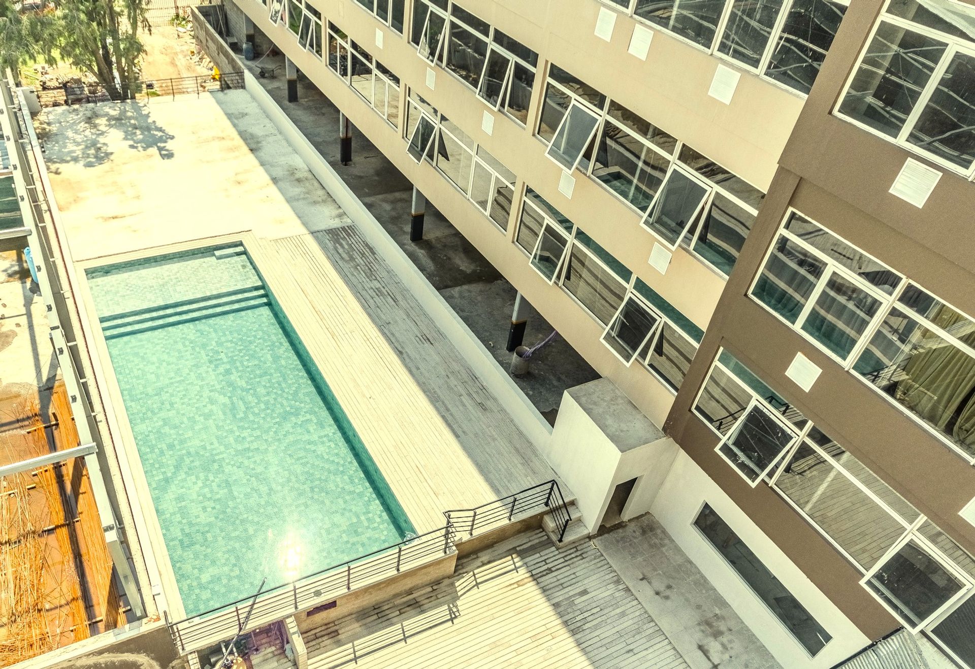 Rent 2-room brand-new apartment Nordelta amenities