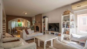 House for Sale in Los Olmos Neighborhood