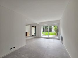 House, Own Lot, Florida Caseros 1300