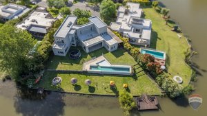 Casa En Venta Al Agua San Marco