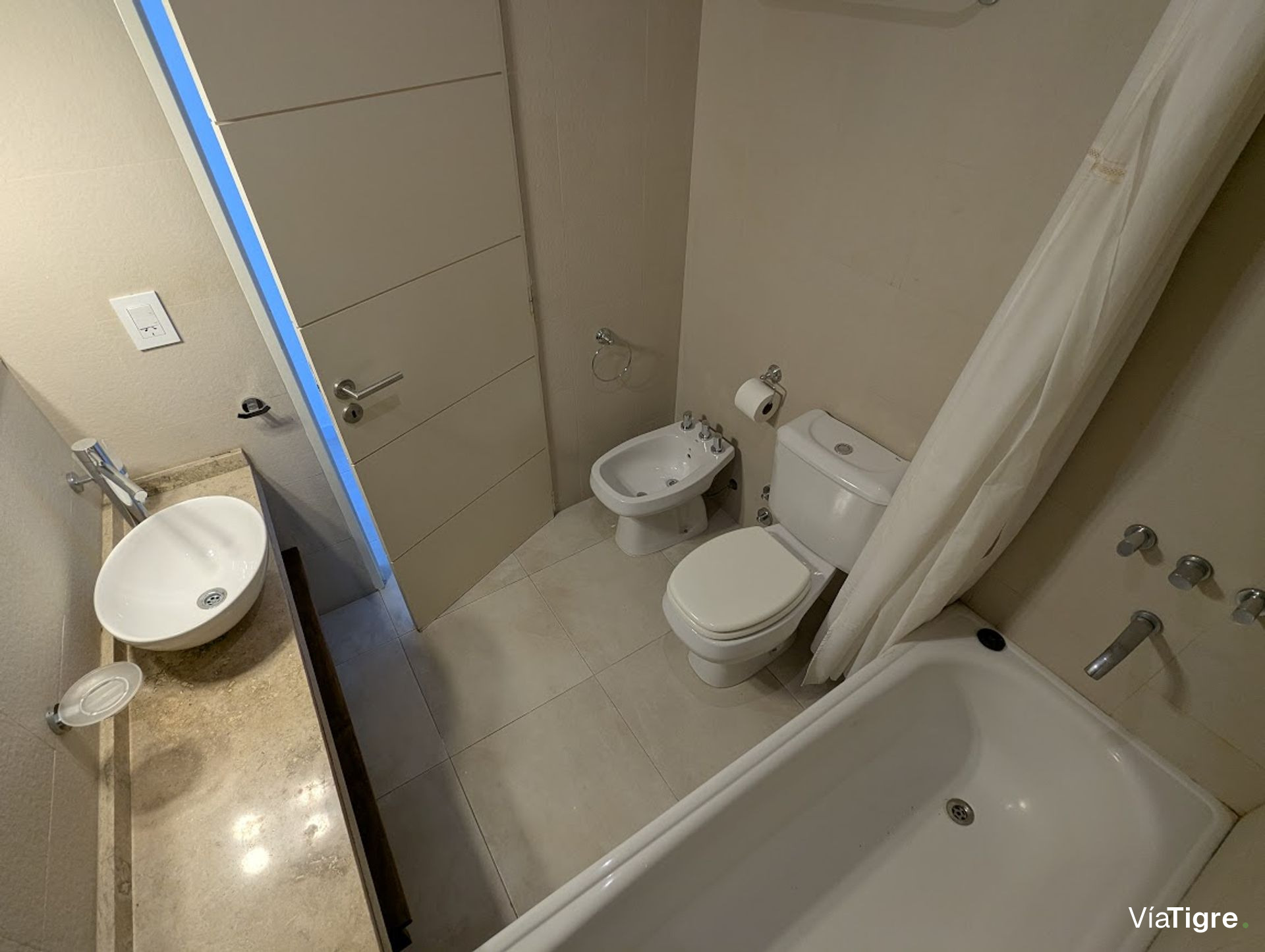 Departamento duplex 4 ambientes Nordelta Reflejo