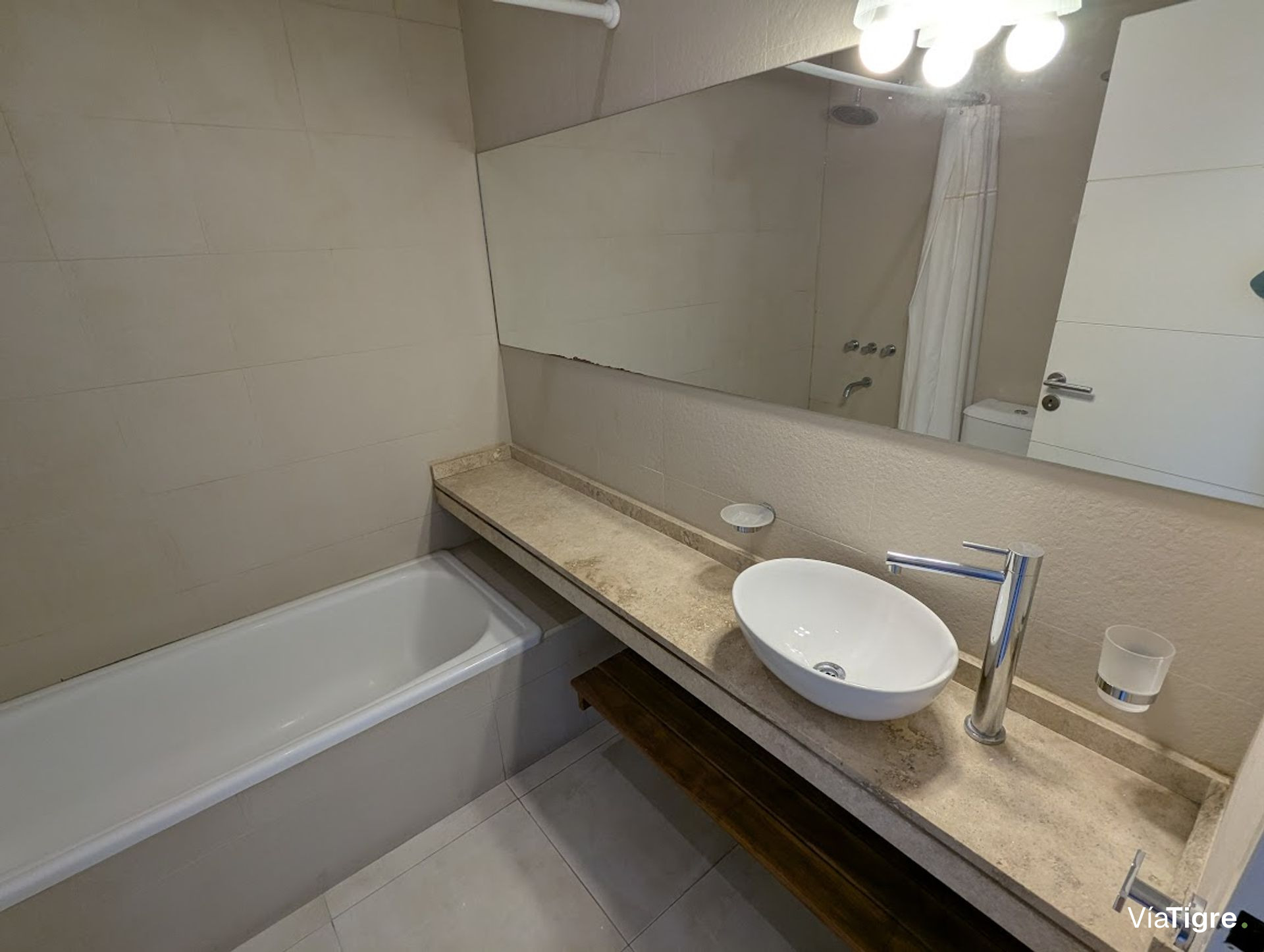 Departamento duplex 4 ambientes Nordelta Reflejo