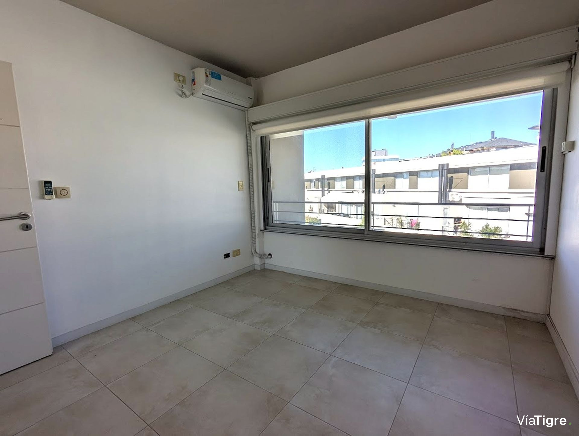 Departamento duplex 4 ambientes Nordelta Reflejo