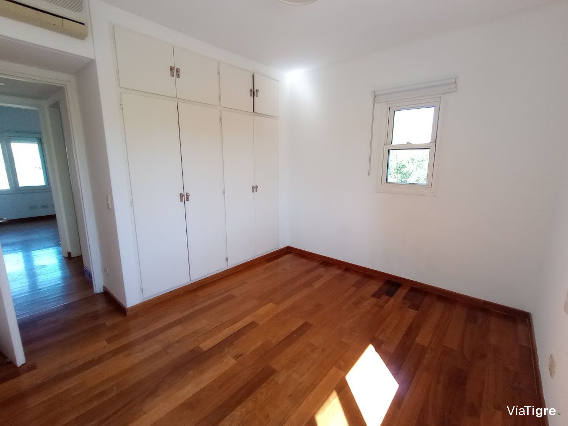 Venta casa 7 ambiente nordelta Tigre laguna pileta