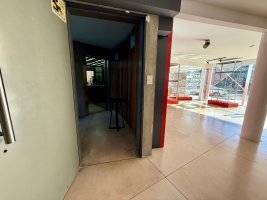 Vicente Lopez Commercial Space for Rent on Av. Libertador