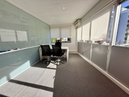 Oficina Vicente Lopez - Olivos Muy Luminosa