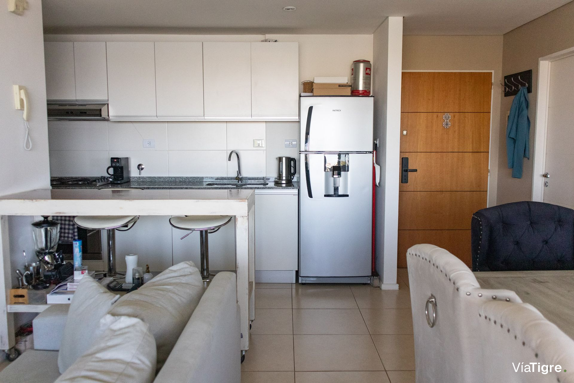 Venta Depto 2 Amb Edificio Enyoi A La Laguna