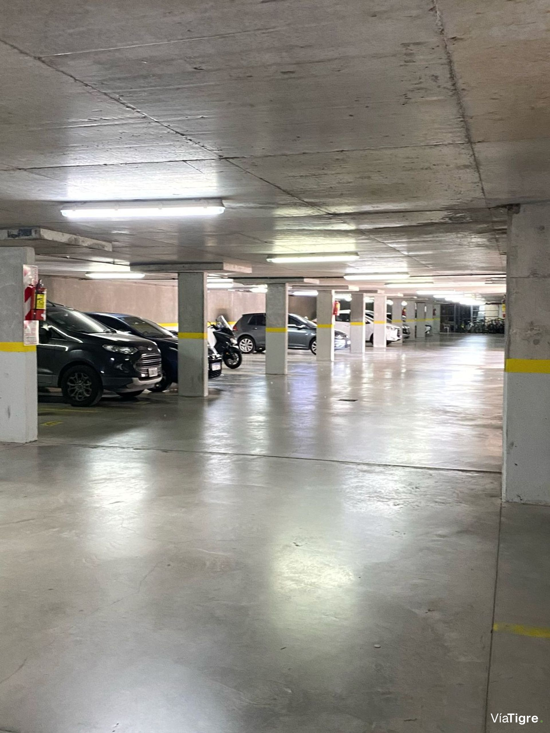 Venta Depto 2 Amb Edificio Enyoi A La Laguna