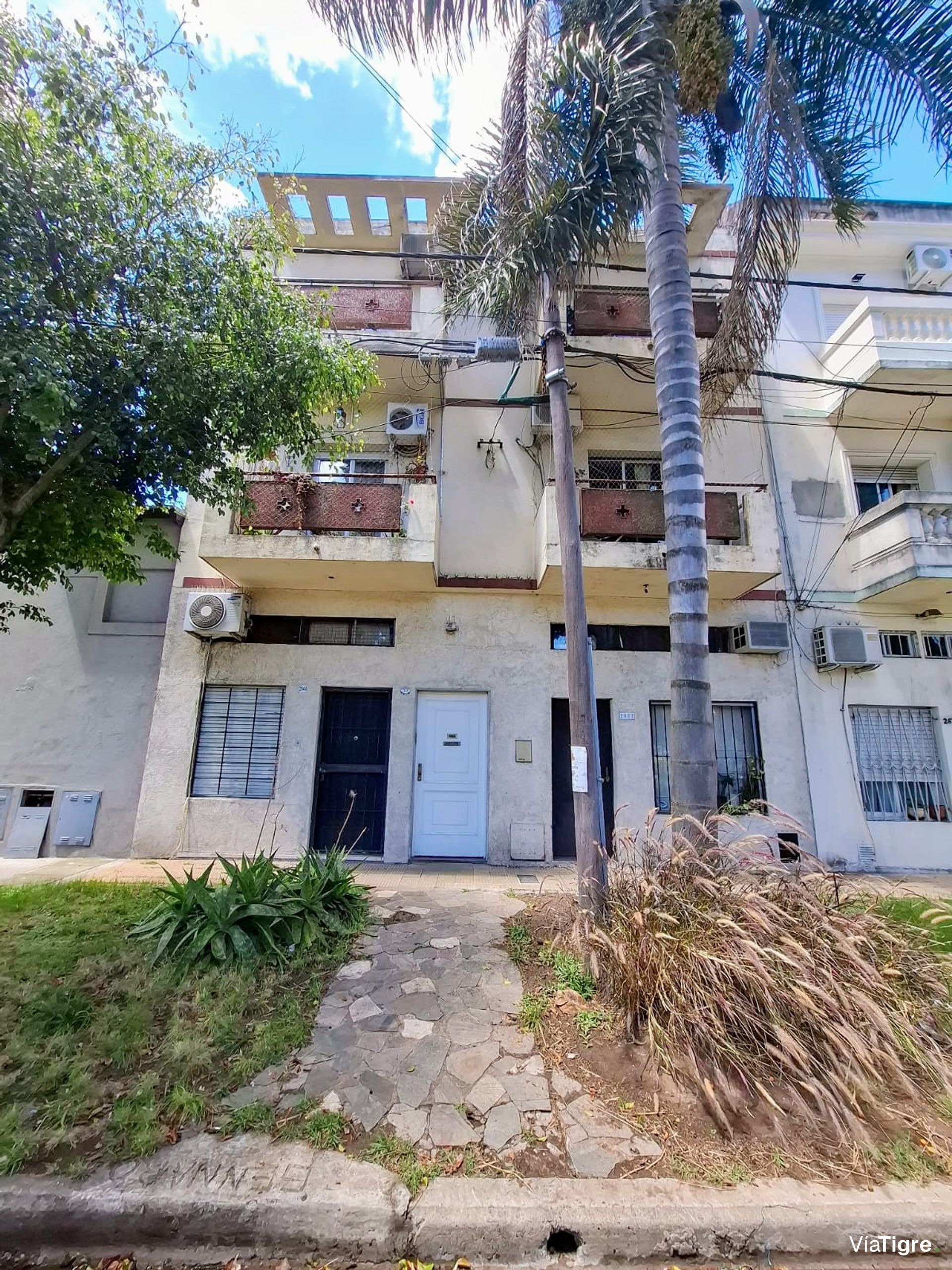 Venta PH 2AMB con balcón FLORIDA, VTE. LÓPEZ