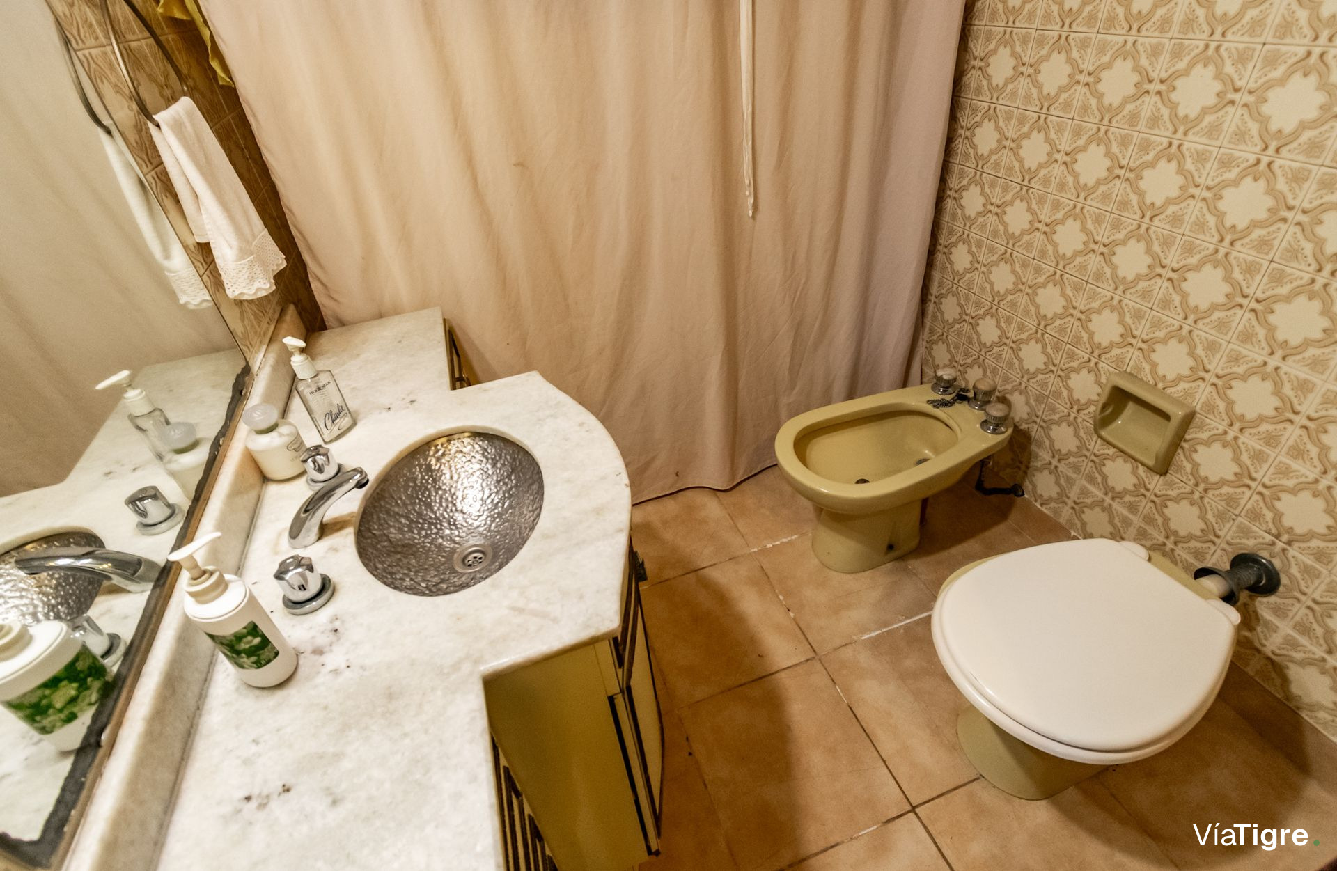 Venta casa 3 ambientes jardin y pileta en Olivos