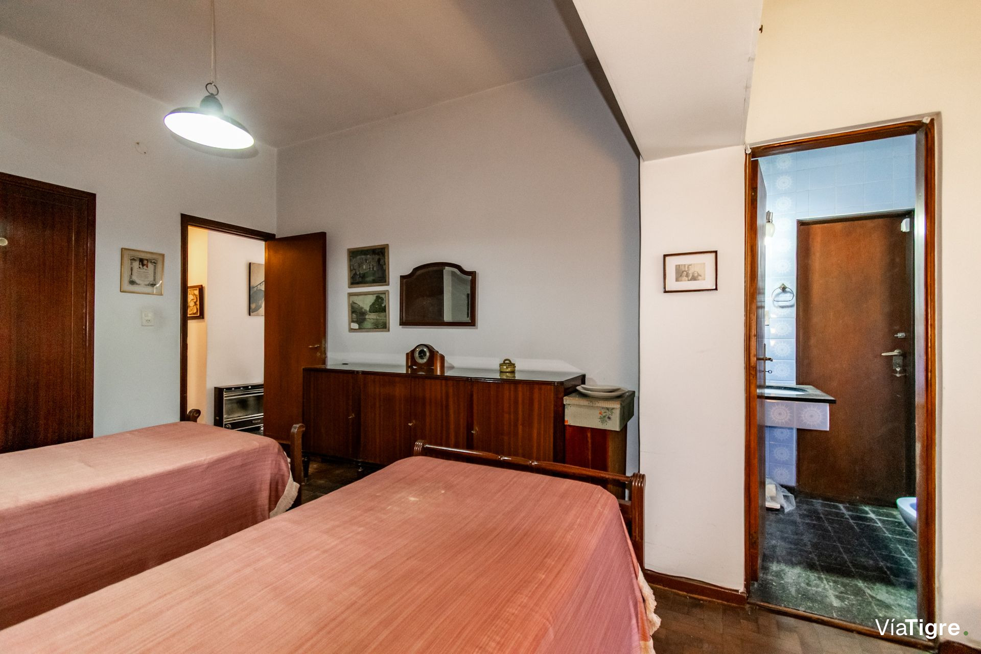 Venta casa 3 ambientes jardin y pileta en Olivos