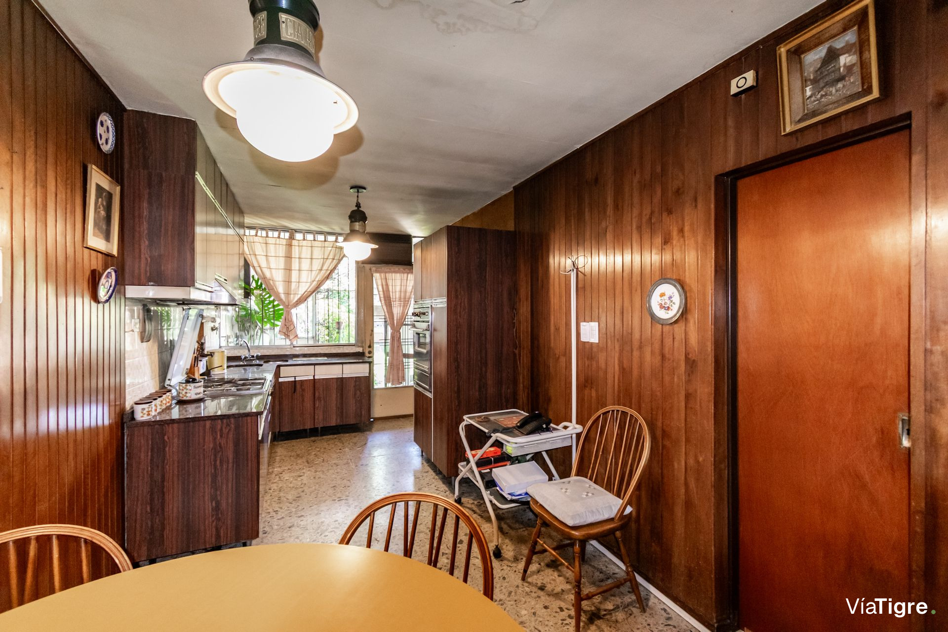 Venta casa 3 ambientes jardin y pileta en Olivos
