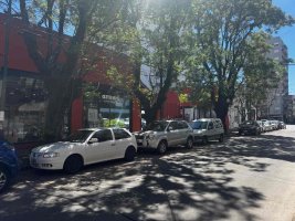 Sale of 1144 m² lot at Santa Fe Ave. & V. Sarfield, Mtz.