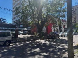 Sale of 1144 m² lot at Santa Fe Ave. & V. Sarfield, Mtz.