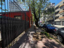 Sale of 1144 m² lot at Santa Fe Ave. & V. Sarfield, Mtz.