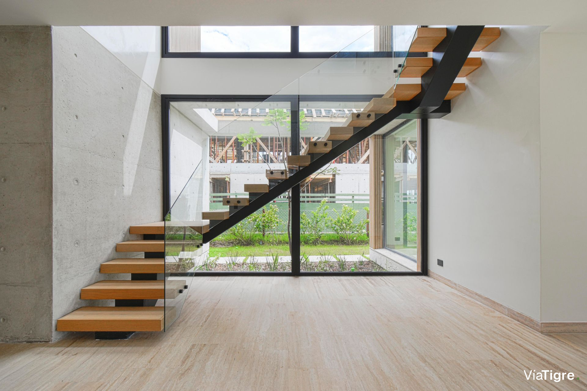 Venta casa al LAGO en Los Puentes -Nordelta-Tigre